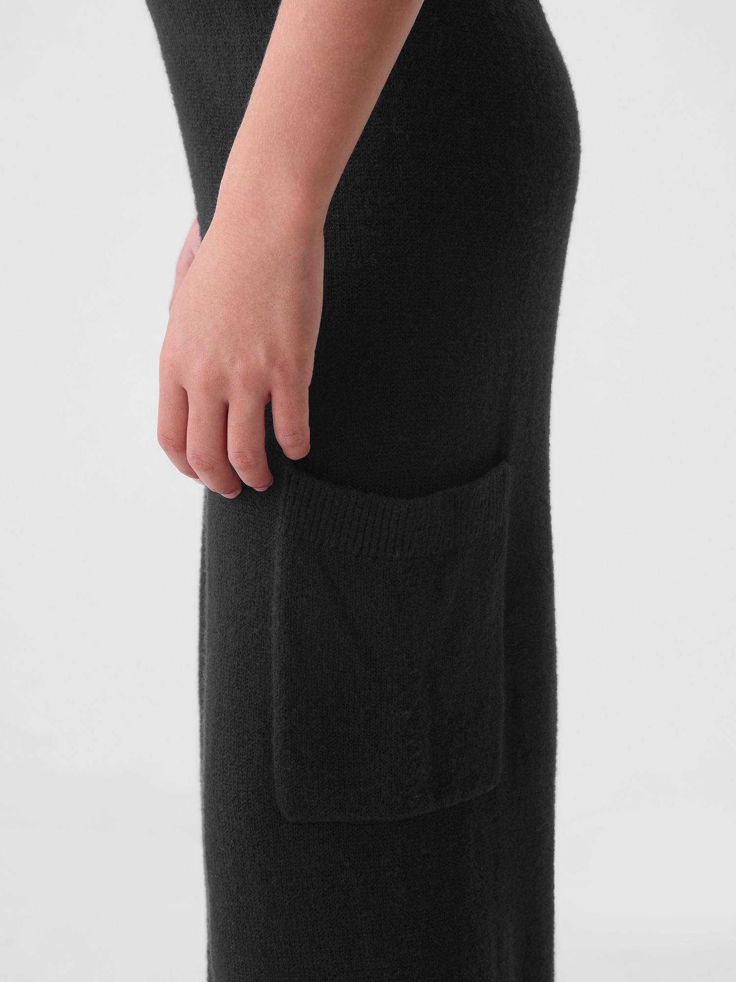 Dziecięce plecione spodnie cargo CashSoft czarne - obrazek 4