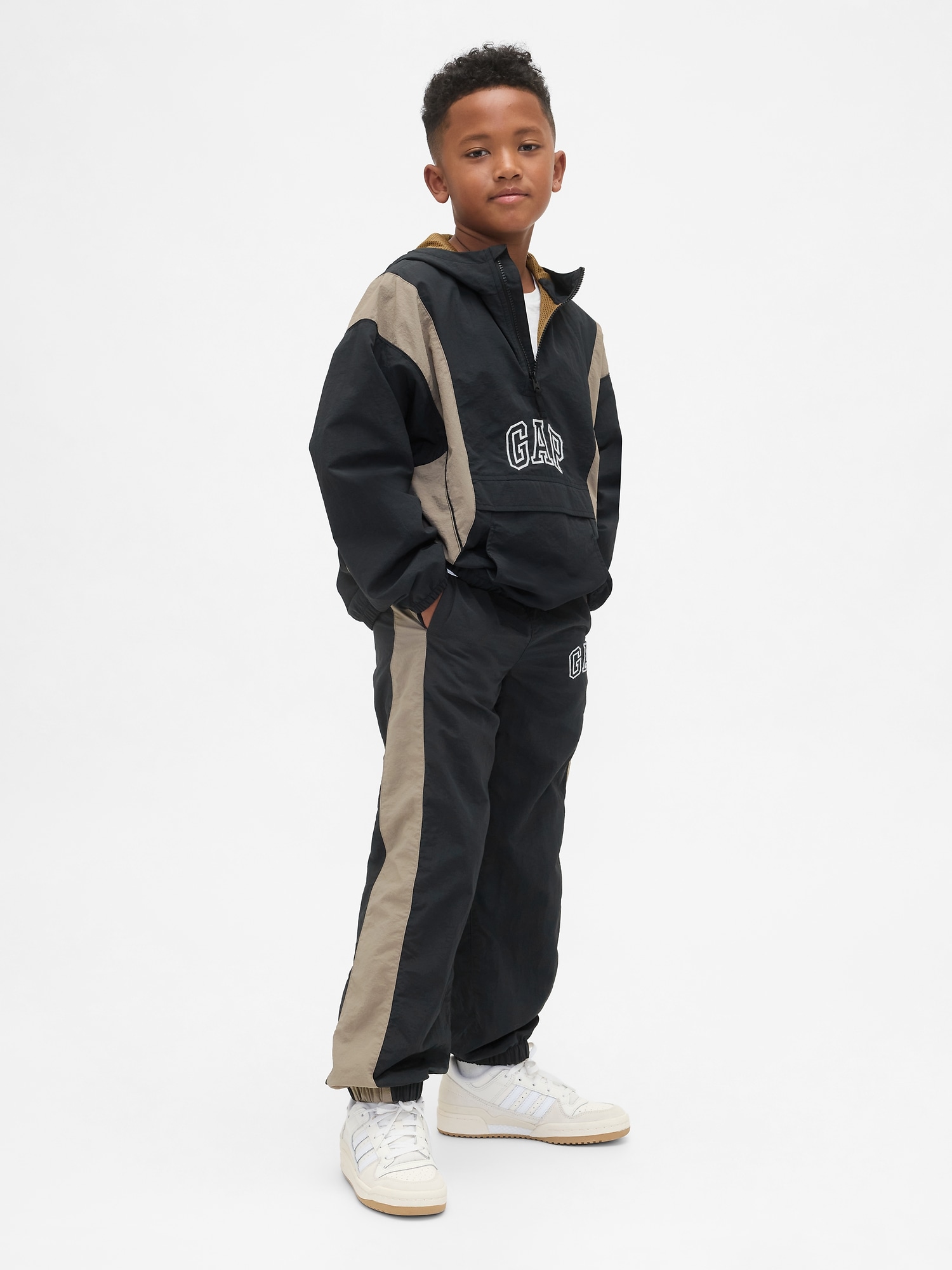 Wodoodporna kurtka dziecięca z nylonu - obrazek 4